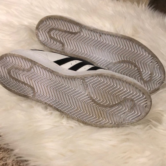 Adidas Superstar - Picture 3 of 3